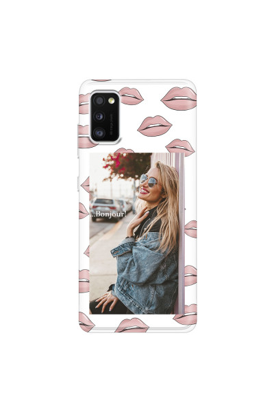SAMSUNG - Galaxy A41 - Soft Clear Case - Teenage Kiss Phone Case